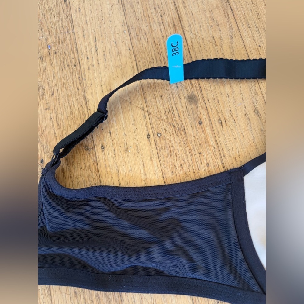 Bali underwire gravity defying bra 38C black new with tags - Picture 6 of 10